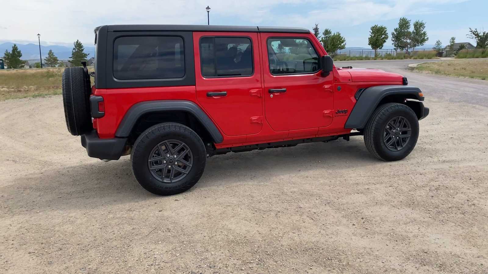 Thumbnail: 2025 Jeep Wrangler - 9