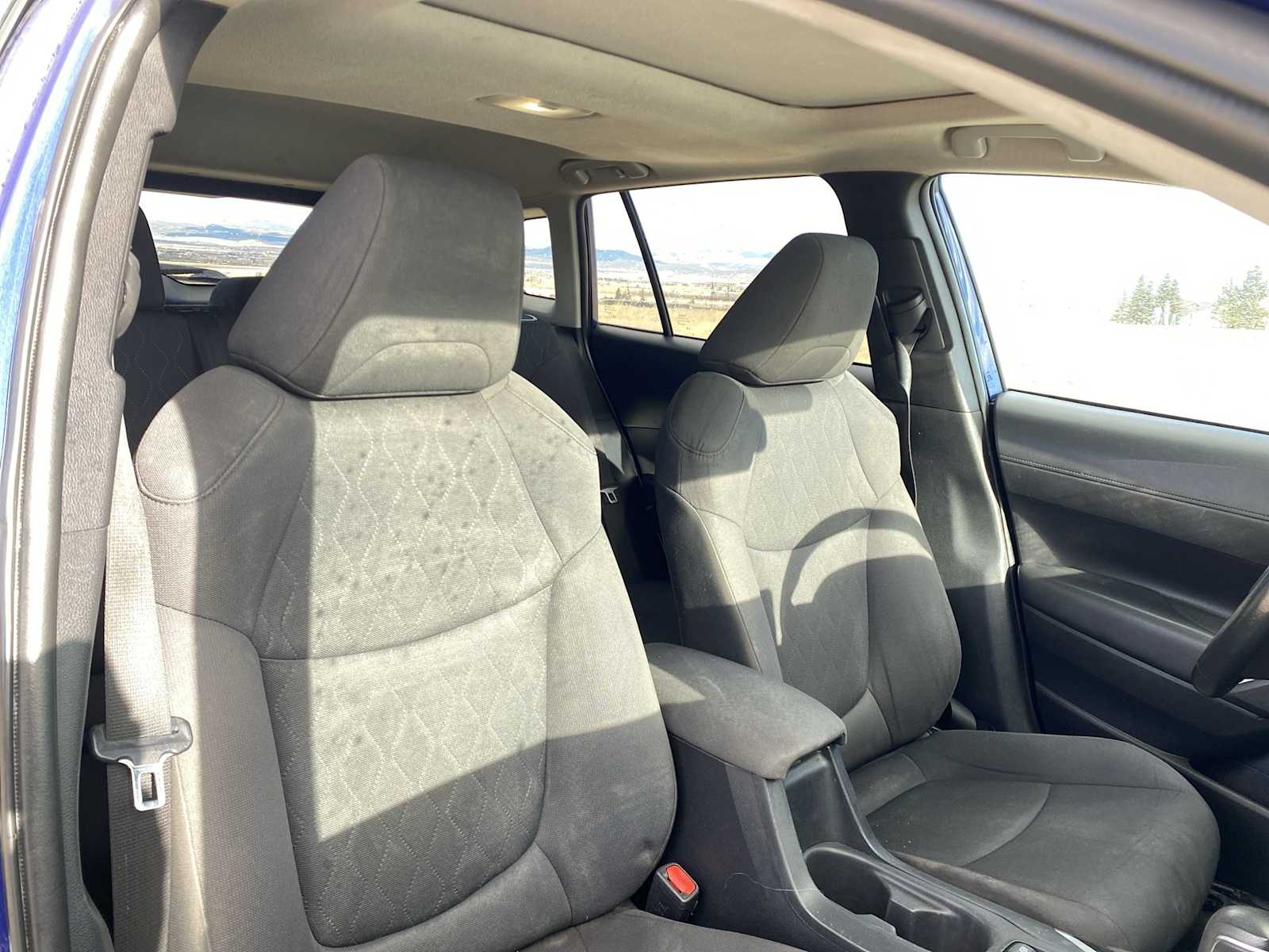 Thumbnail: 2022 Toyota Corolla Cross - 17