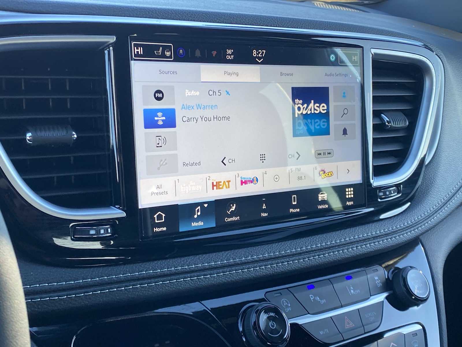 Thumbnail: 2026 Chrysler Pacifica - 27