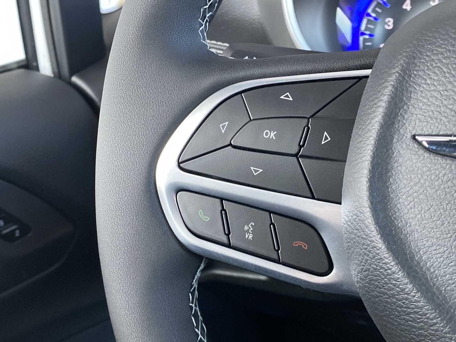 Thumbnail: 2026 Chrysler Pacifica - 31