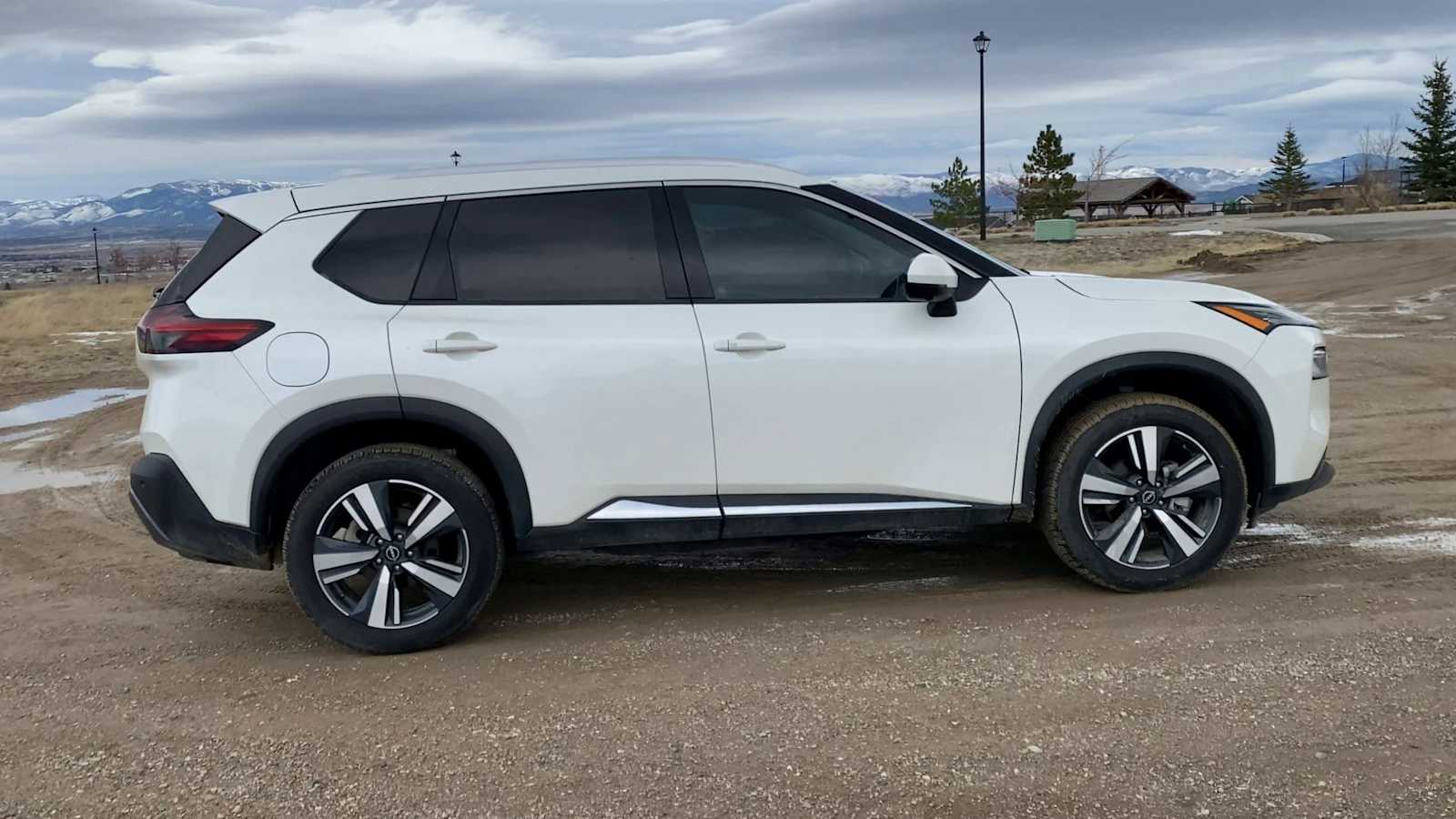 Thumbnail: 2023 Nissan Rogue - 9