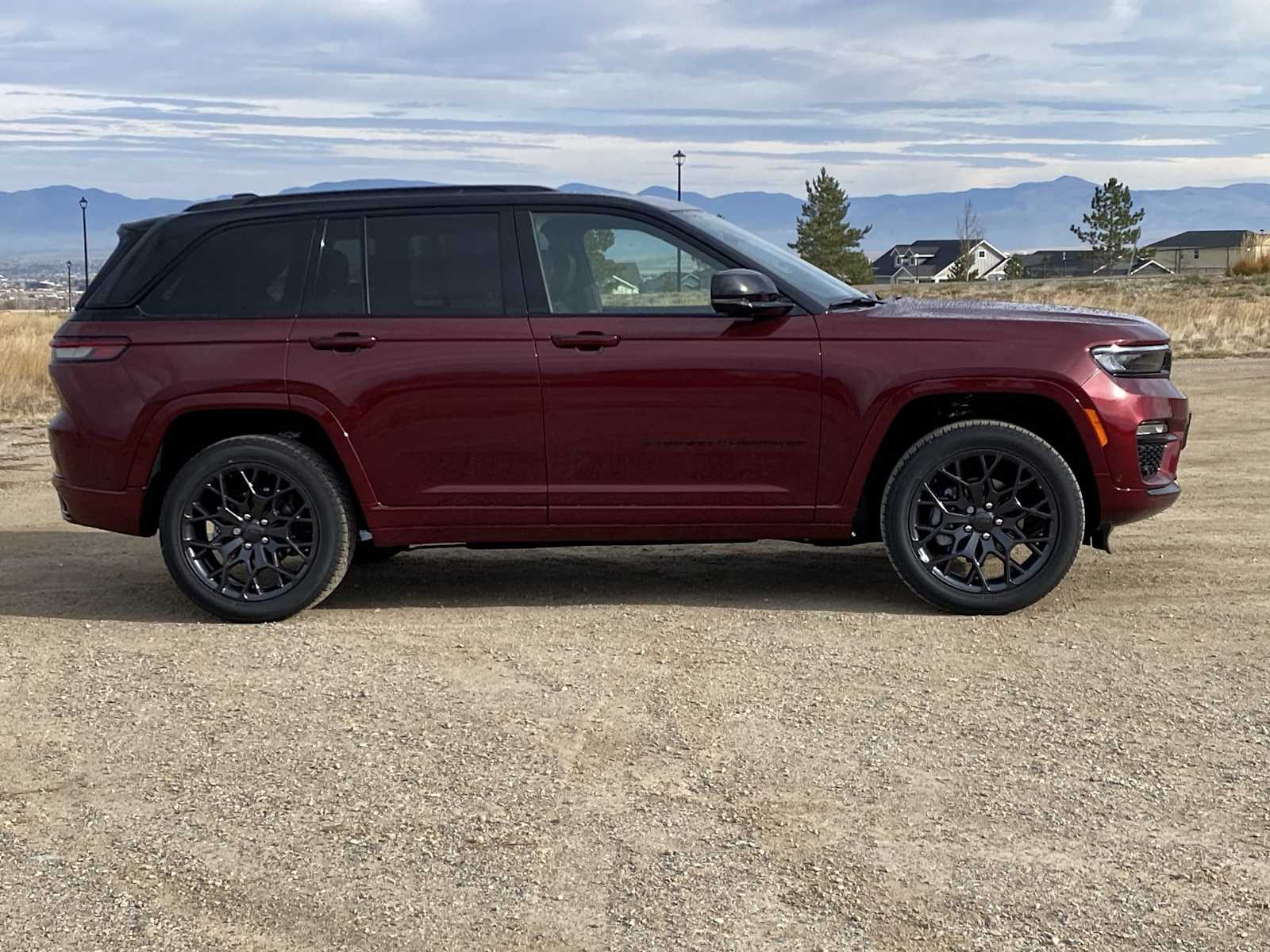 Thumbnail: 2025 Jeep Grand Cherokee - 21