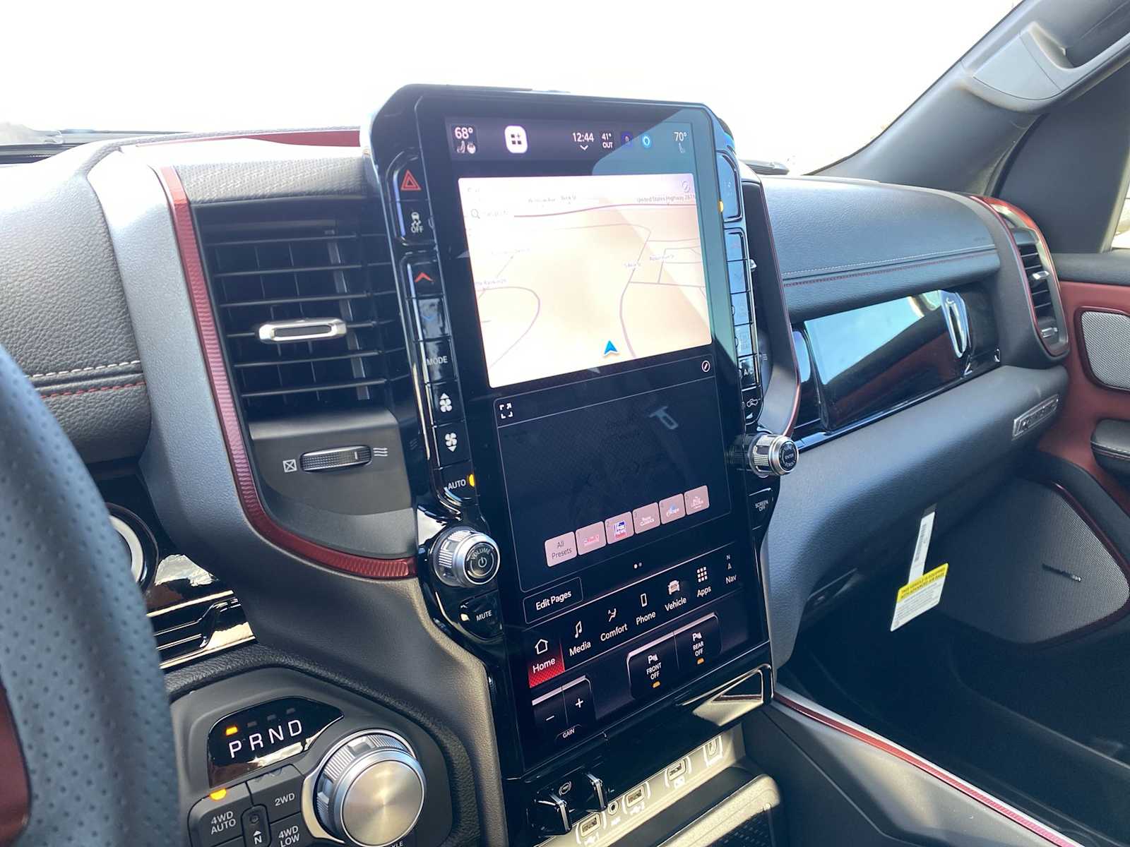 Thumbnail: 2026 RAM 1500 - 19