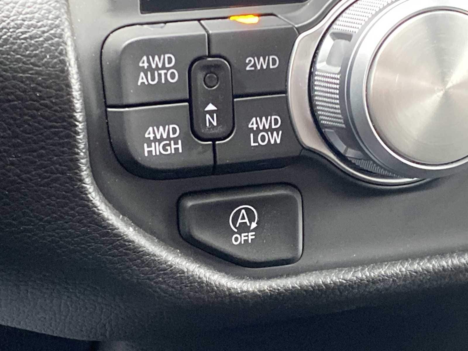 Thumbnail: 2025 RAM 1500 - 29