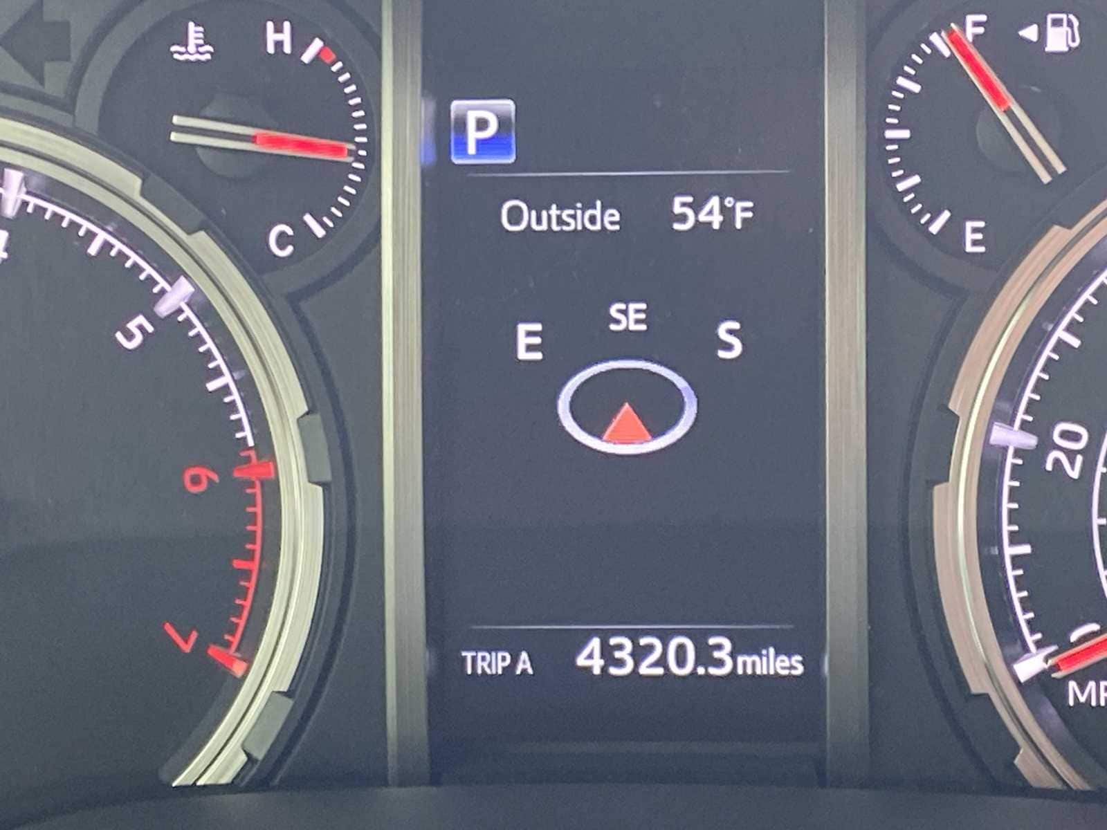 Thumbnail: 2024 Toyota 4Runner - 18