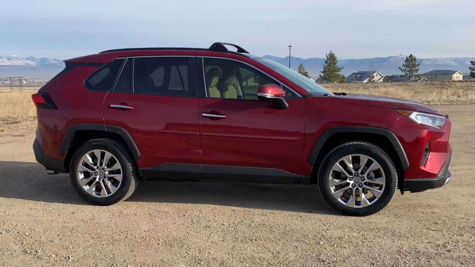 Thumbnail: 2021 Toyota RAV4 - 2