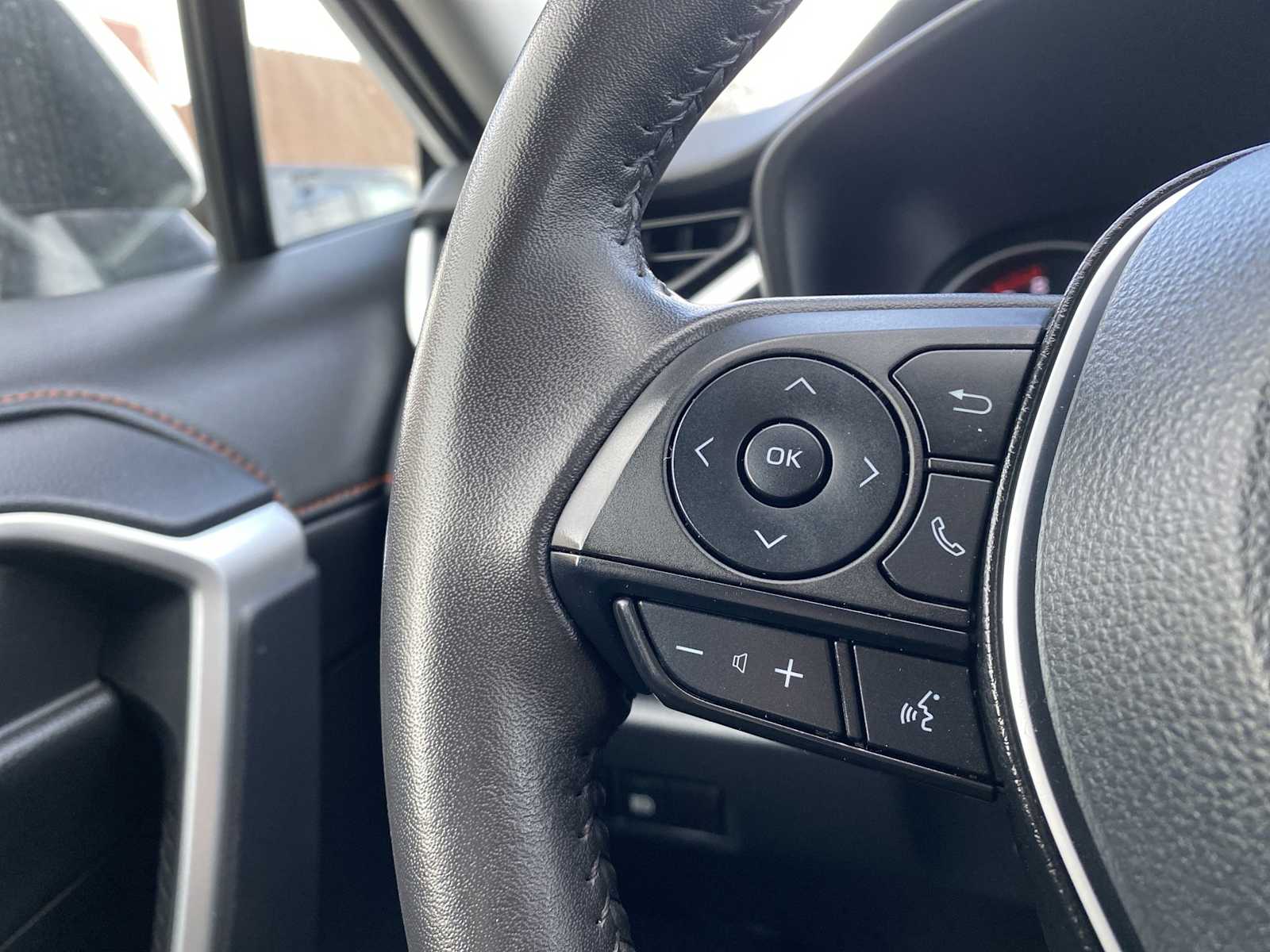 Thumbnail: 2024 Toyota RAV4 - 24