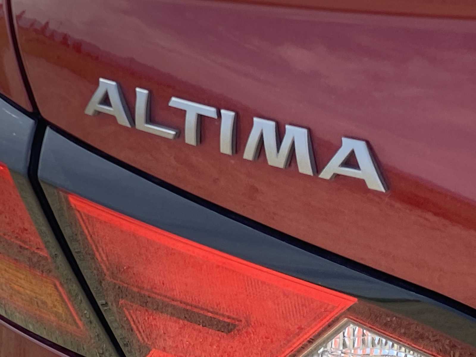 Thumbnail: 2023 Nissan Altima - 15