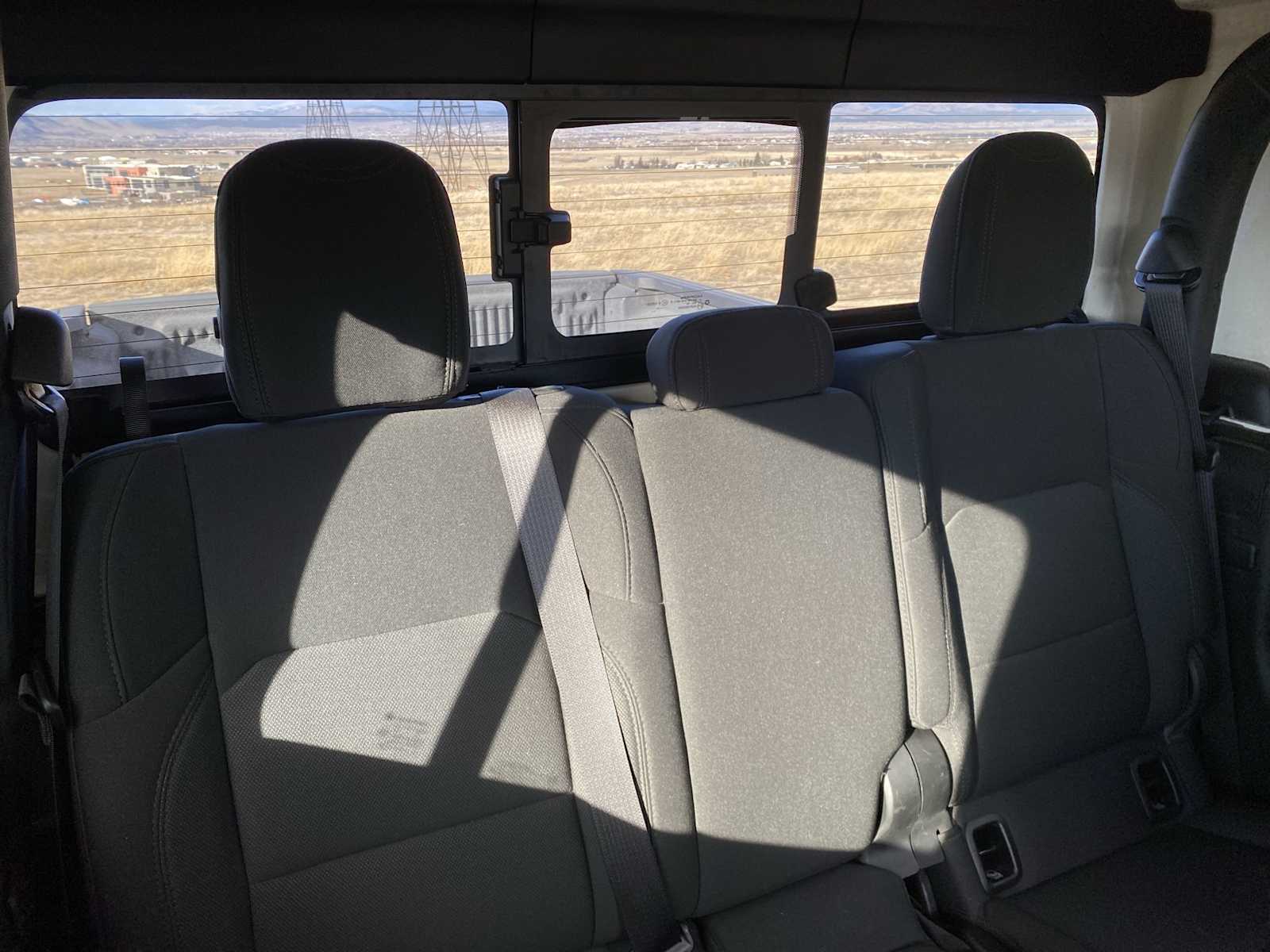 Thumbnail: 2022 Jeep Gladiator - 15