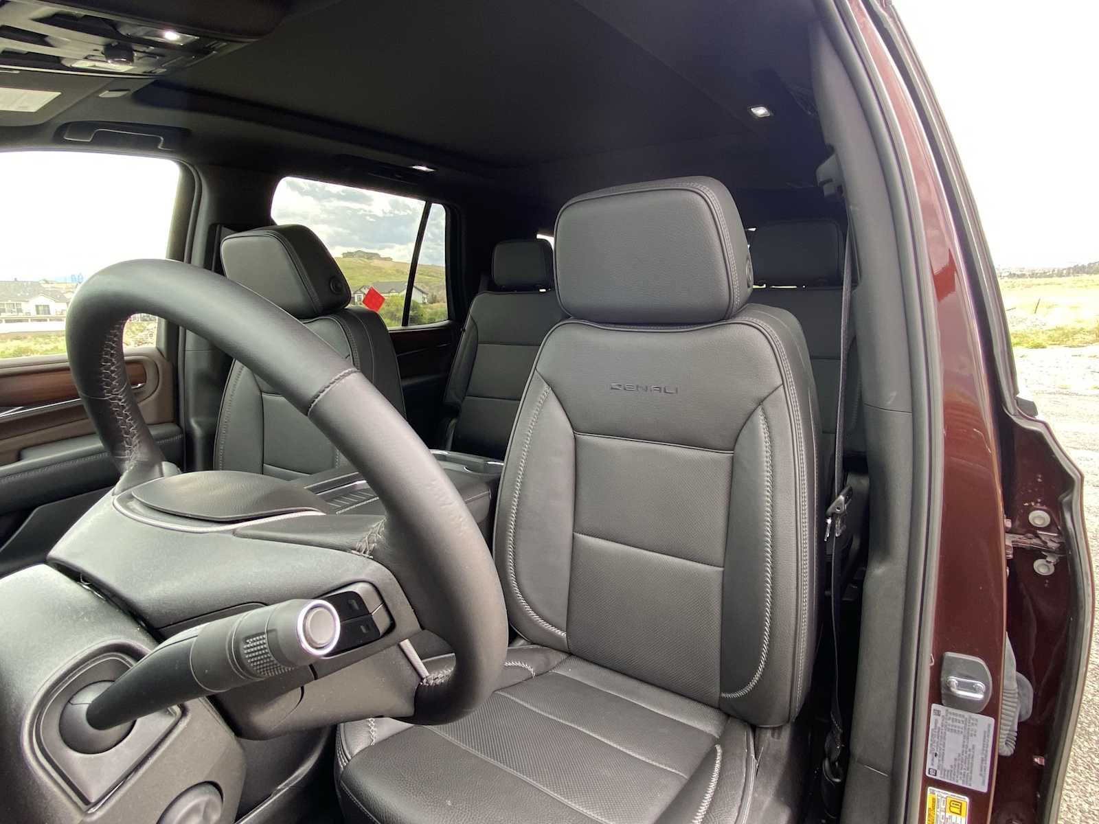 2022 GMC Yukon Denali 16