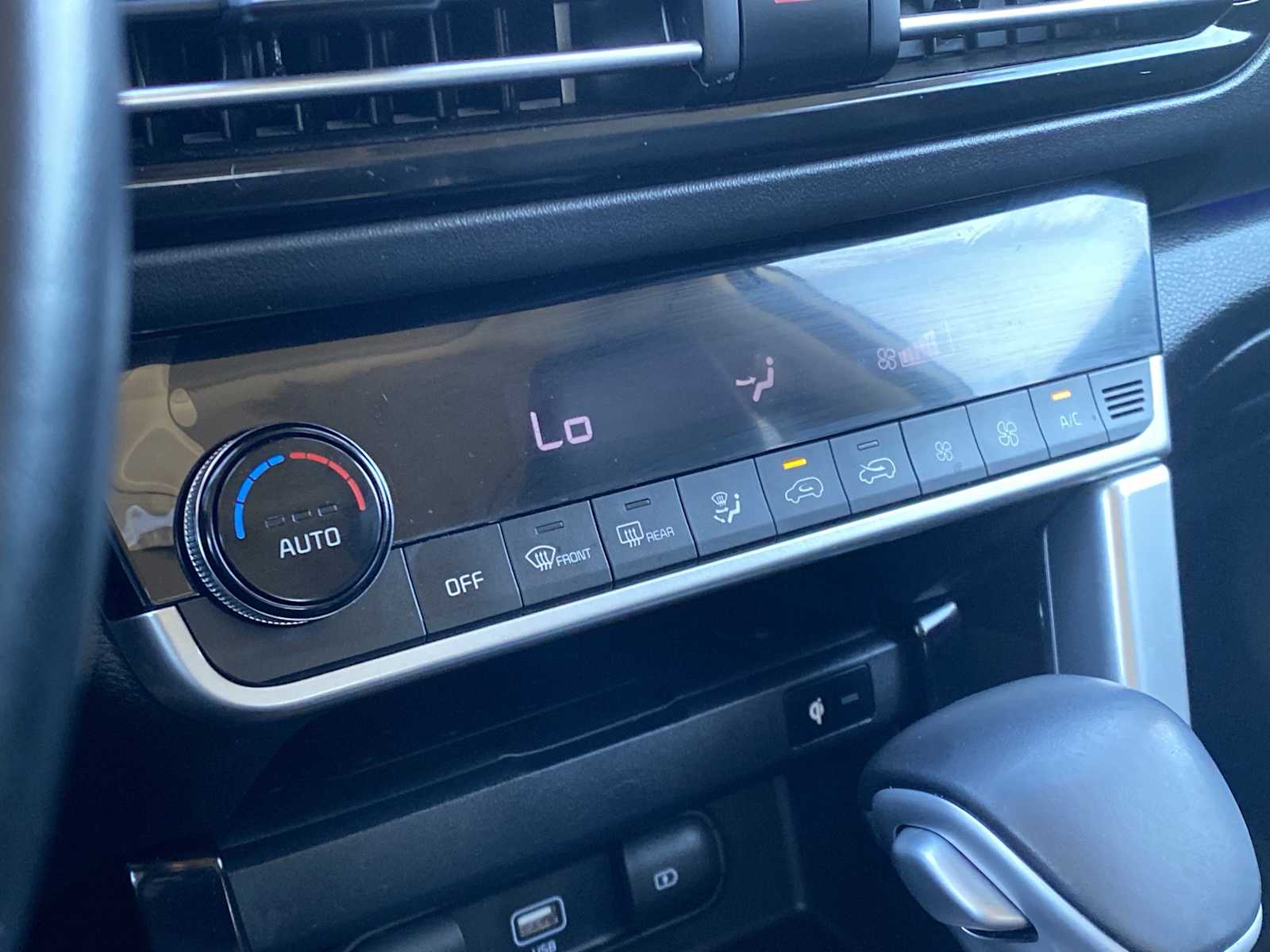 Thumbnail: 2021 Kia Seltos - 24