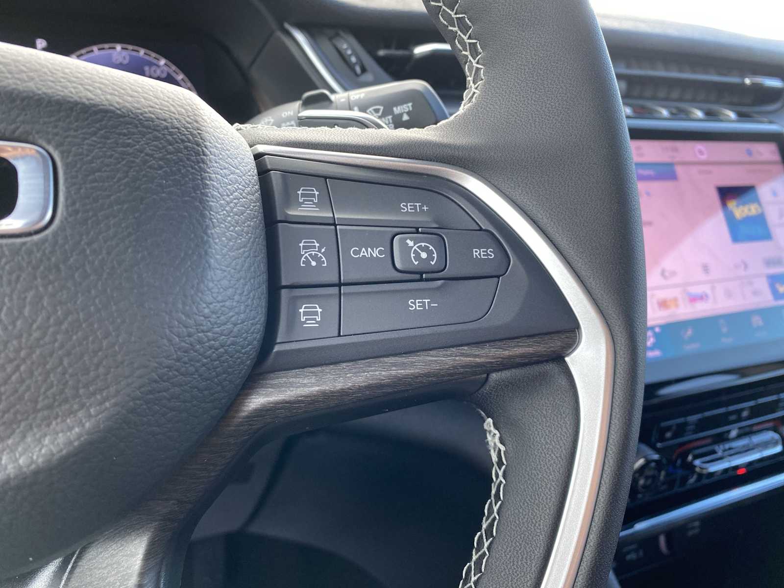 Thumbnail: 2025 Jeep Grand Cherokee - 24