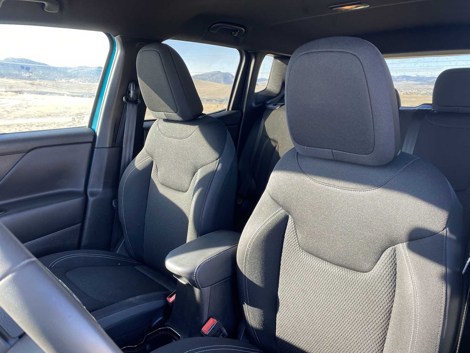 Thumbnail: 2022 Jeep Renegade - 19