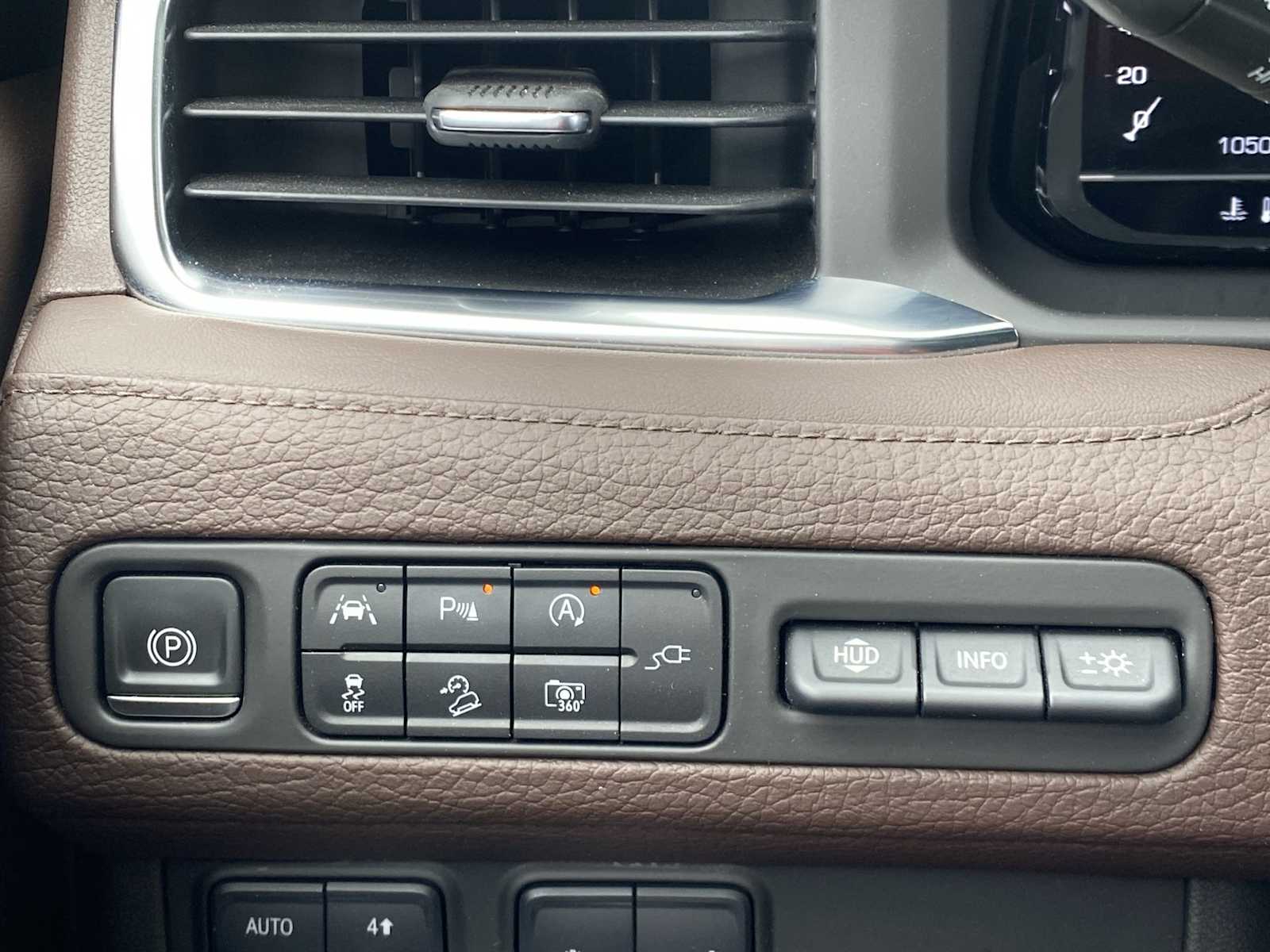 2022 GMC Yukon Denali 27