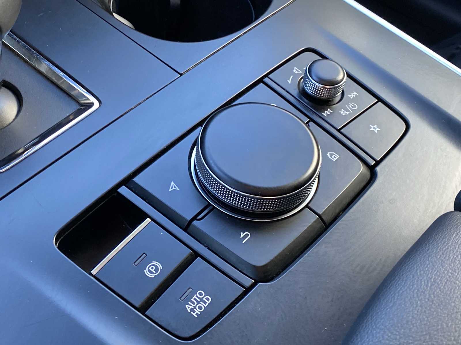 Thumbnail: 2025 Mazda CX-90 - 27