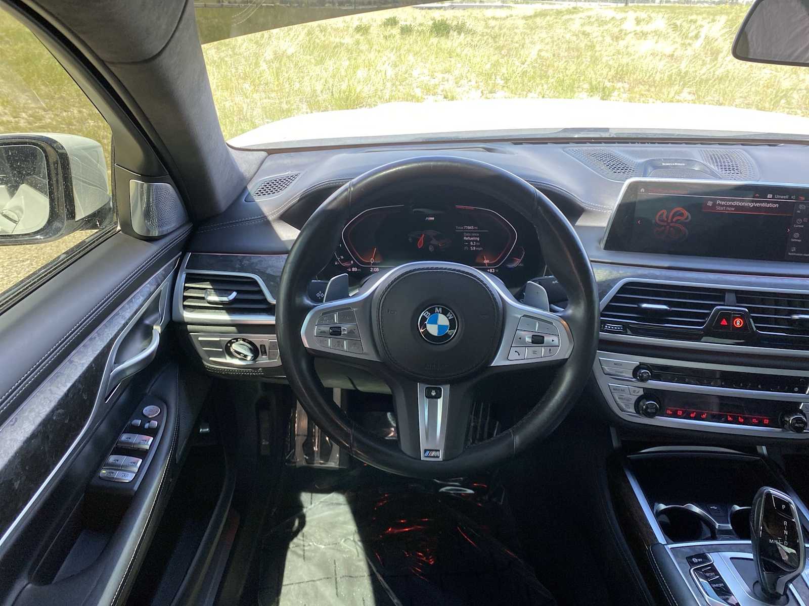 Thumbnail: 2021 BMW 7 Series - 30