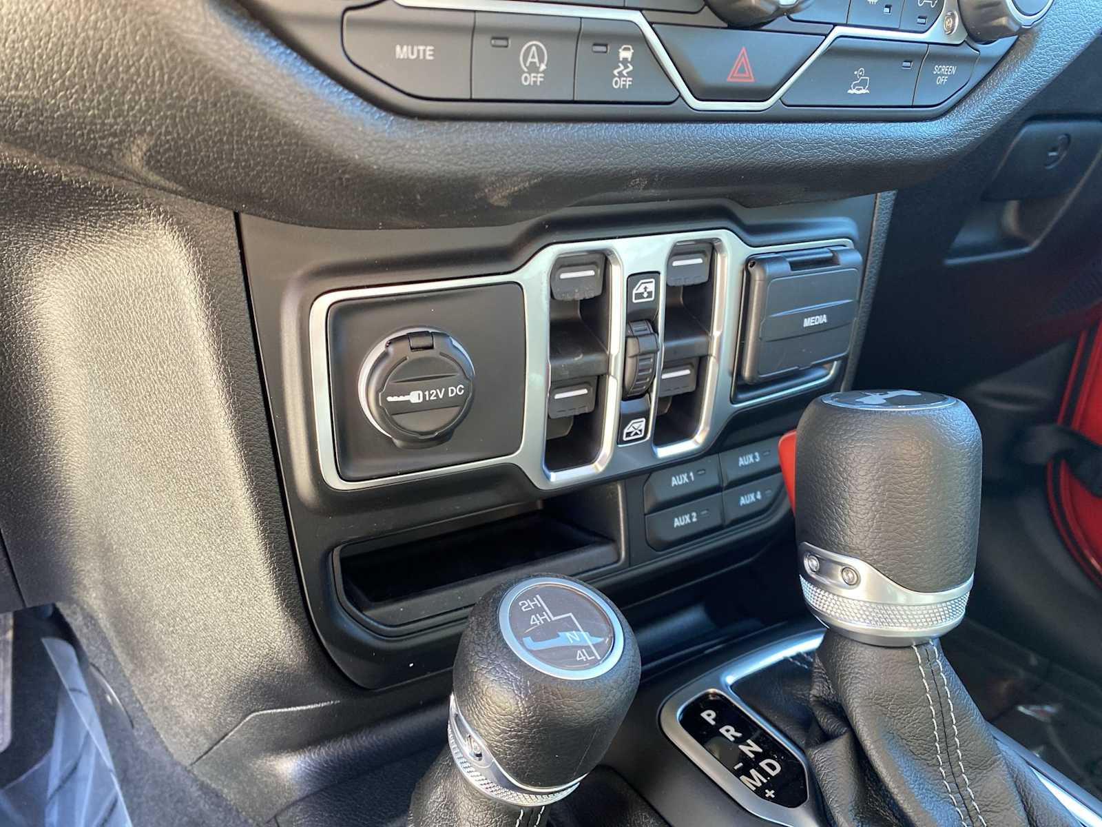 Thumbnail: 2026 Jeep Wrangler - 20