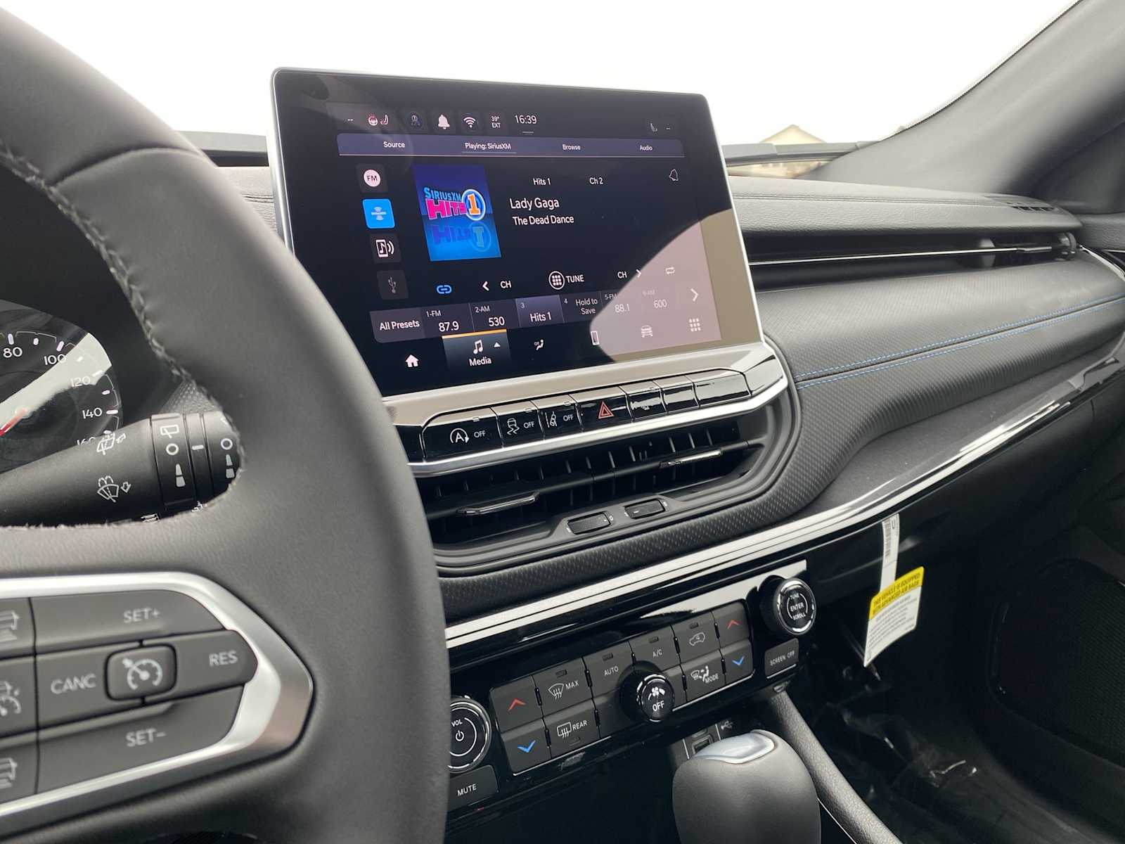 Thumbnail: 2026 Jeep Compass - 17