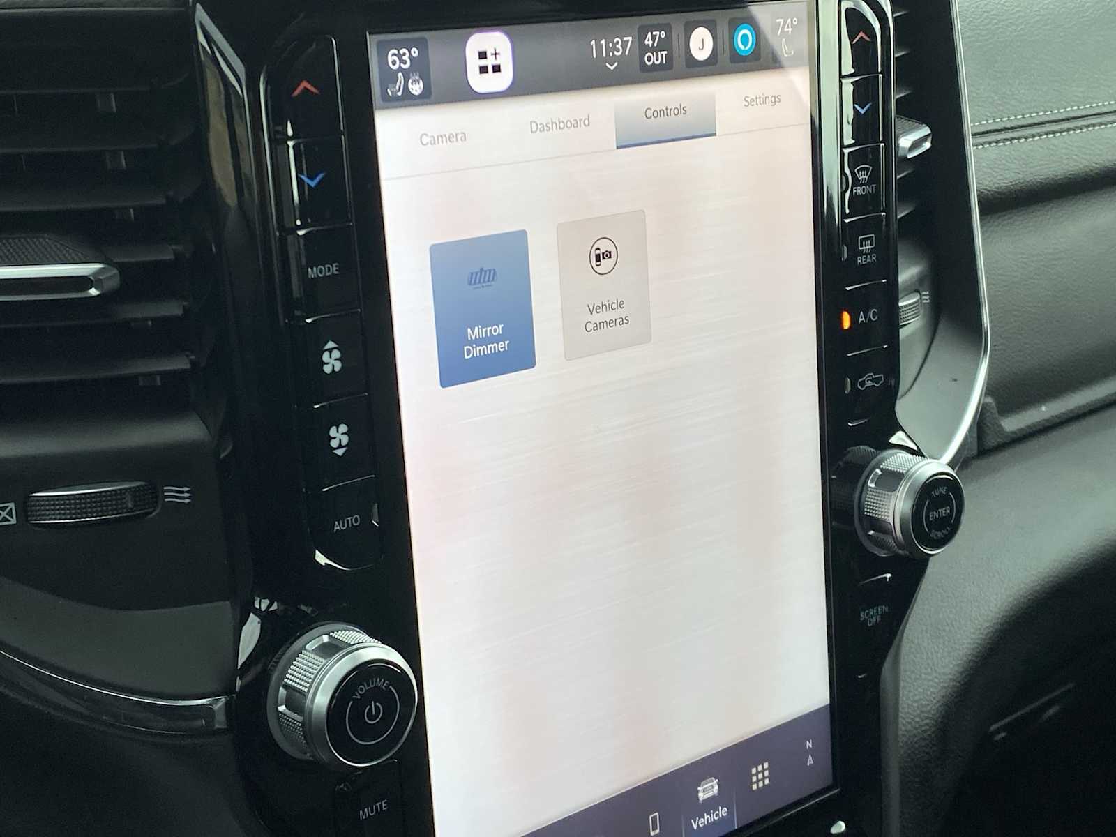 Thumbnail: 2025 RAM 1500 - 31