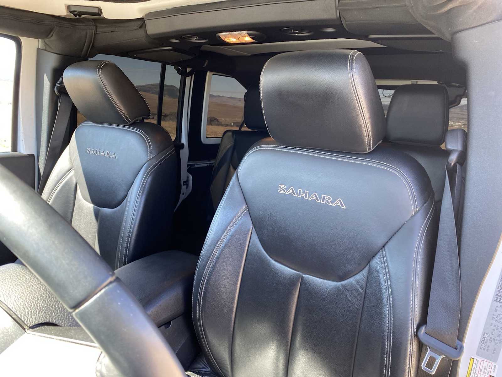 Thumbnail: 2017 Jeep Wrangler - 19