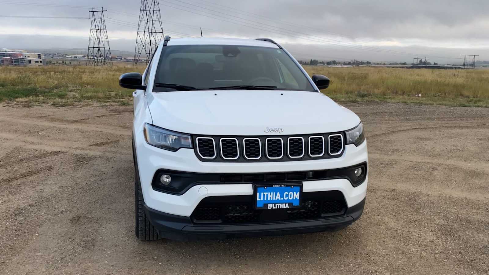 2024 Jeep Compass Latitude photo 2