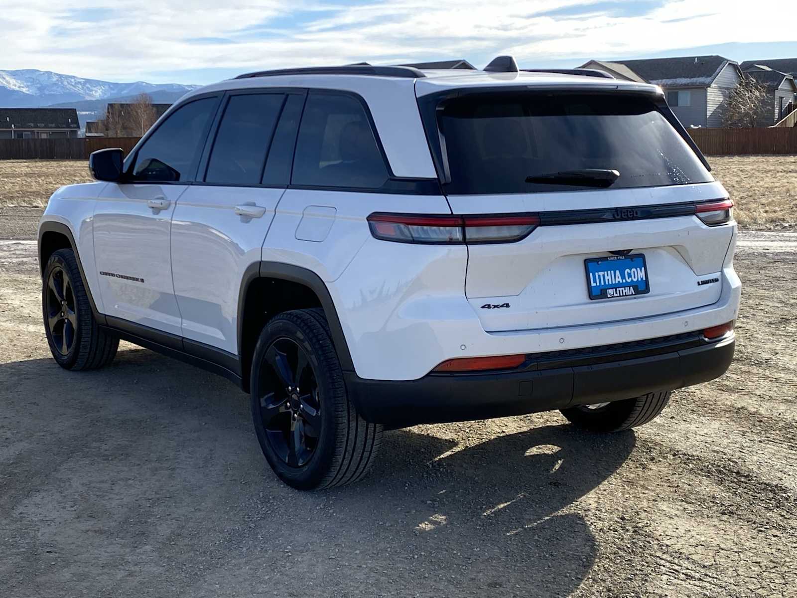 Thumbnail: 2023 Jeep Grand Cherokee - 12