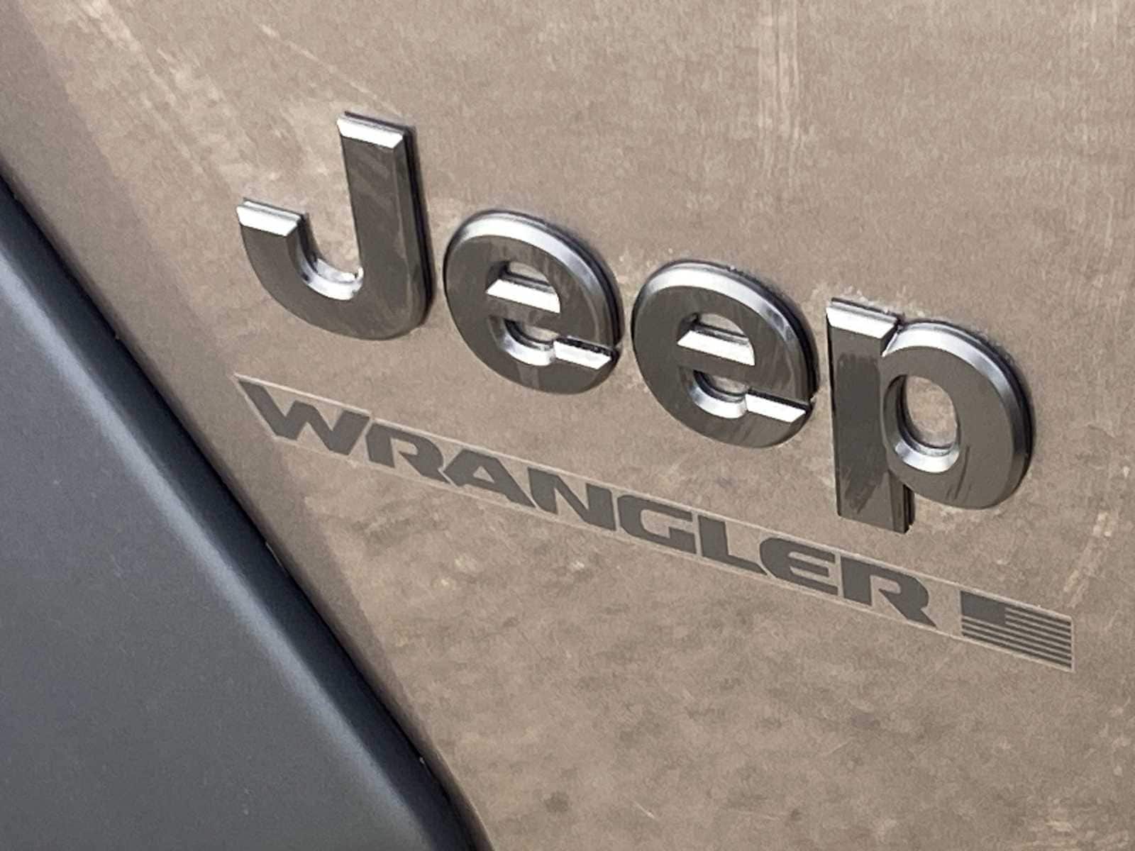 Thumbnail: 2026 Jeep Wrangler - 15