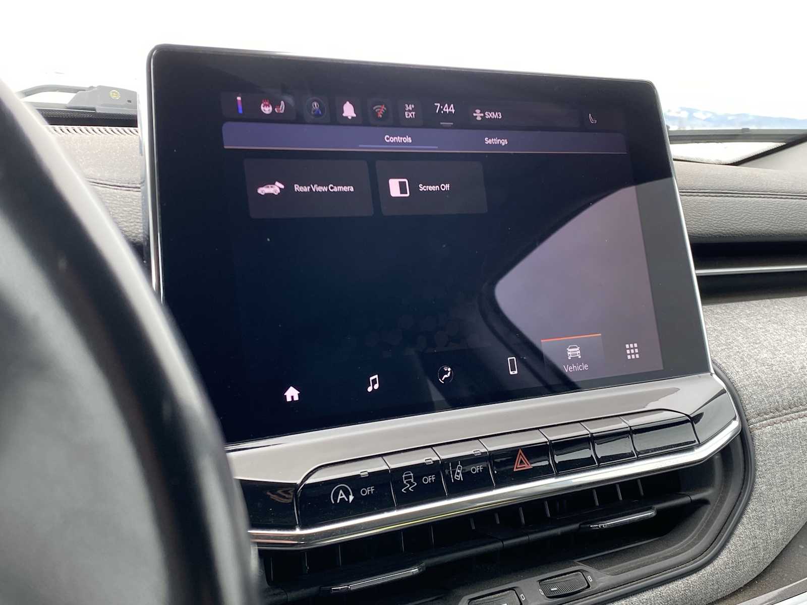 Thumbnail: 2022 Jeep Compass - 23