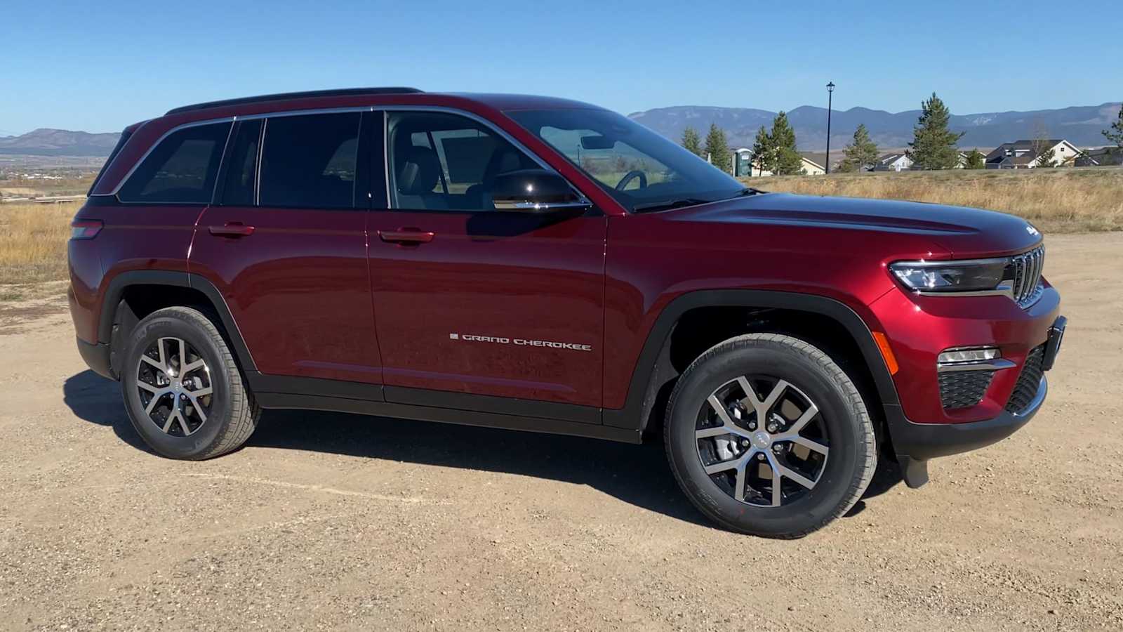 Thumbnail: 2025 Jeep Grand Cherokee - 2