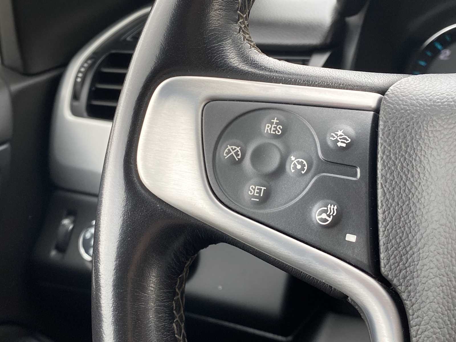 Thumbnail: 2020 GMC Yukon - 33