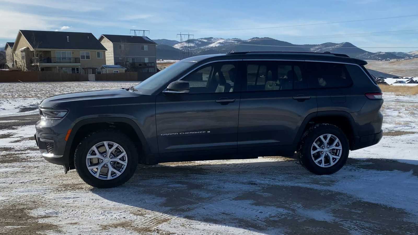 Thumbnail: 2022 Jeep Grand Cherokee - 5