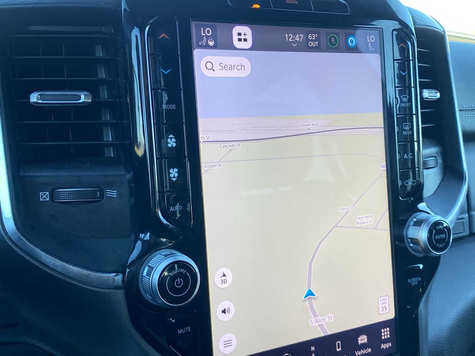 Thumbnail: 2025 RAM 1500 - 26