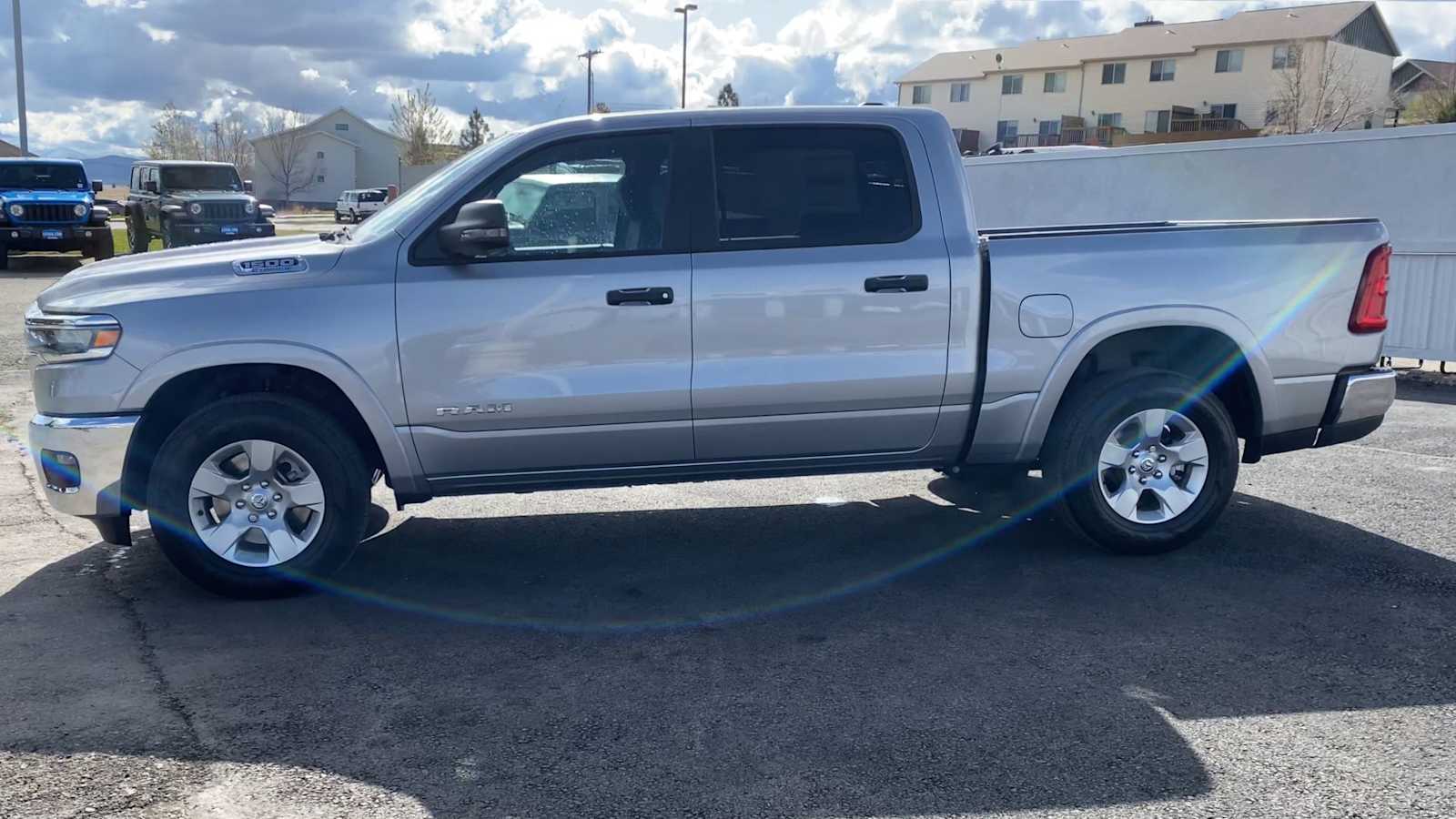 Thumbnail: 2025 RAM 1500 - 5