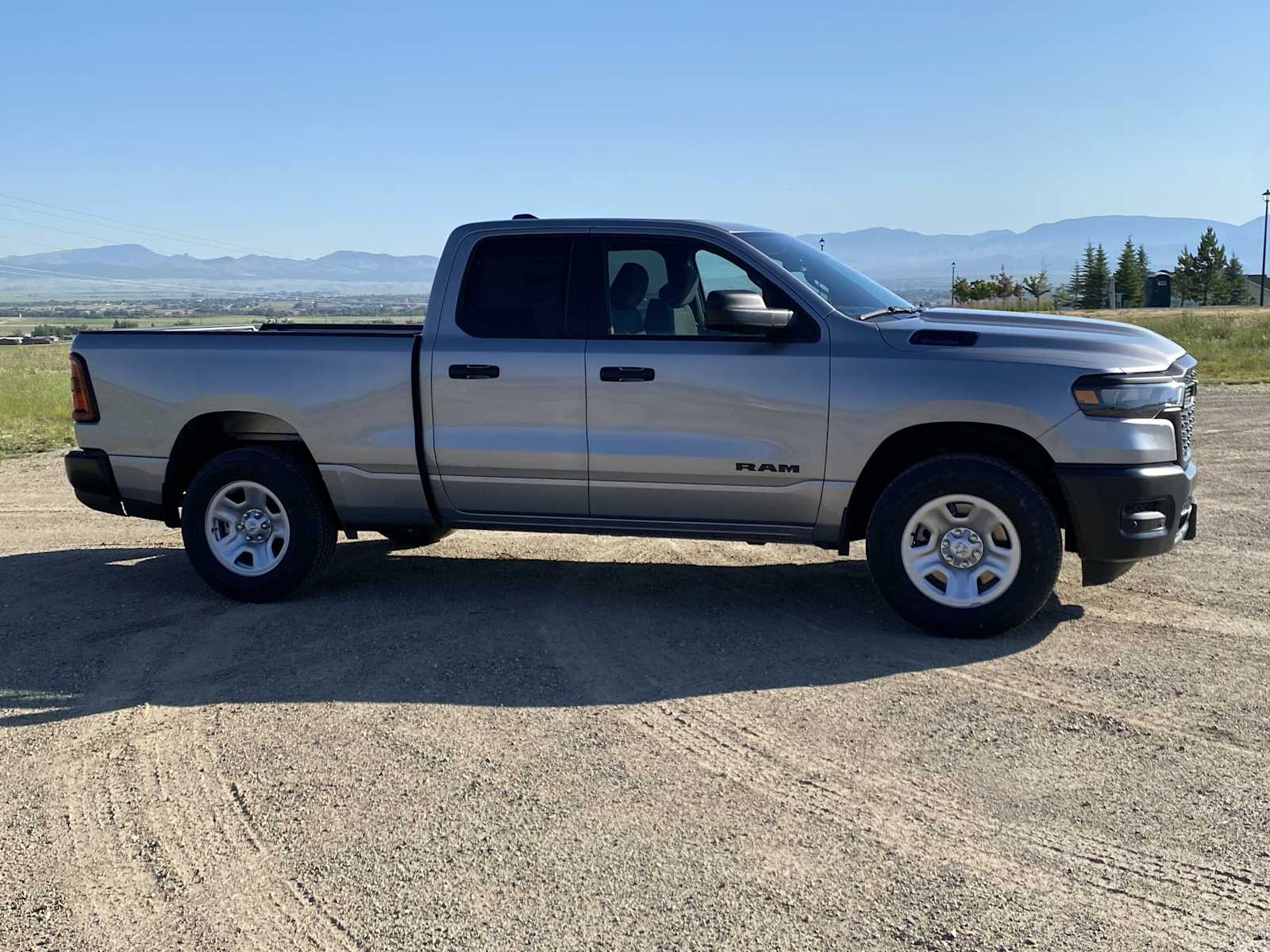 Thumbnail: 2025 RAM 1500 - 22