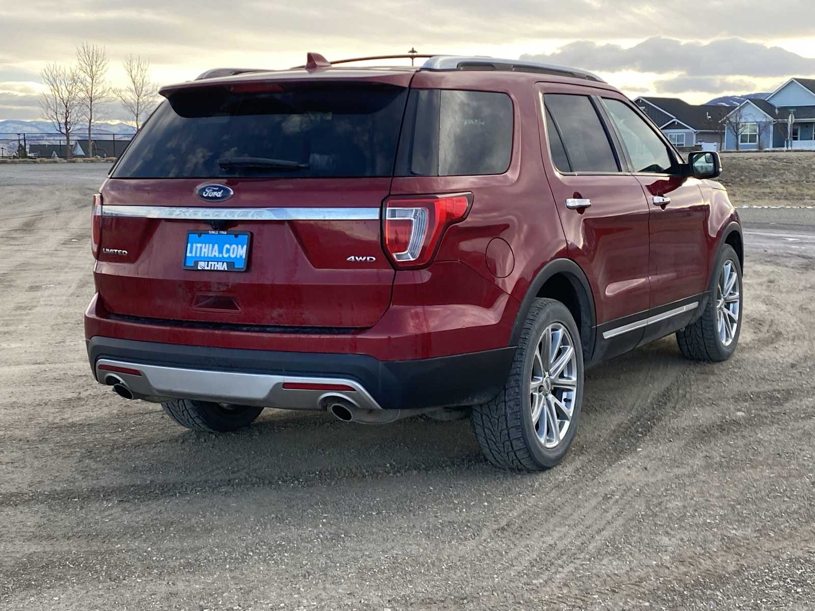 Thumbnail: 2016 Ford Explorer - 12