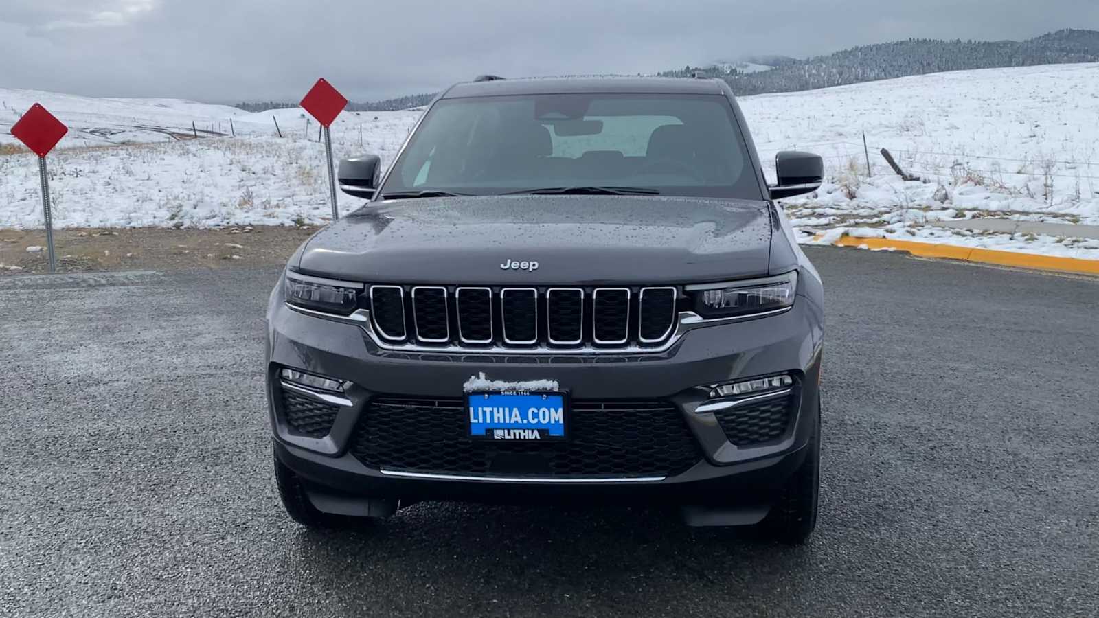 Thumbnail: 2025 Jeep Grand Cherokee - 3