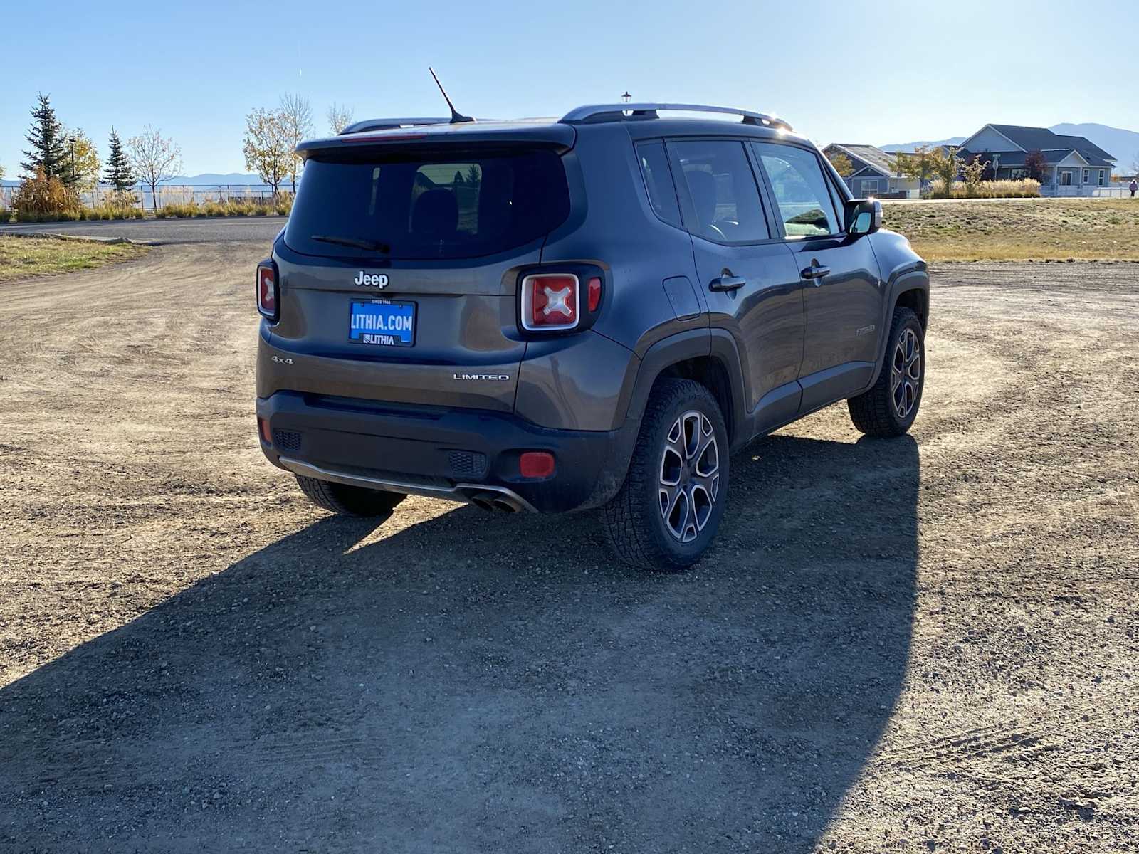 Thumbnail: 2017 Jeep Renegade - 12