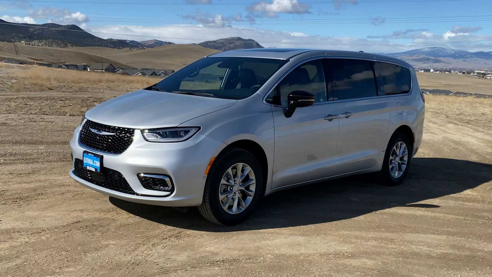 Thumbnail: 2026 Chrysler Pacifica - 4