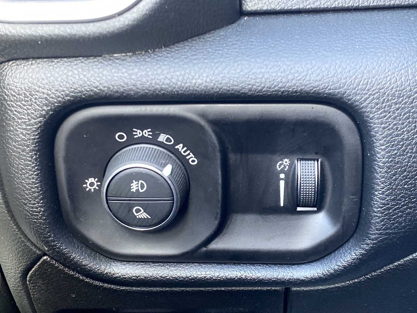 Thumbnail: 2022 RAM 1500 - 22