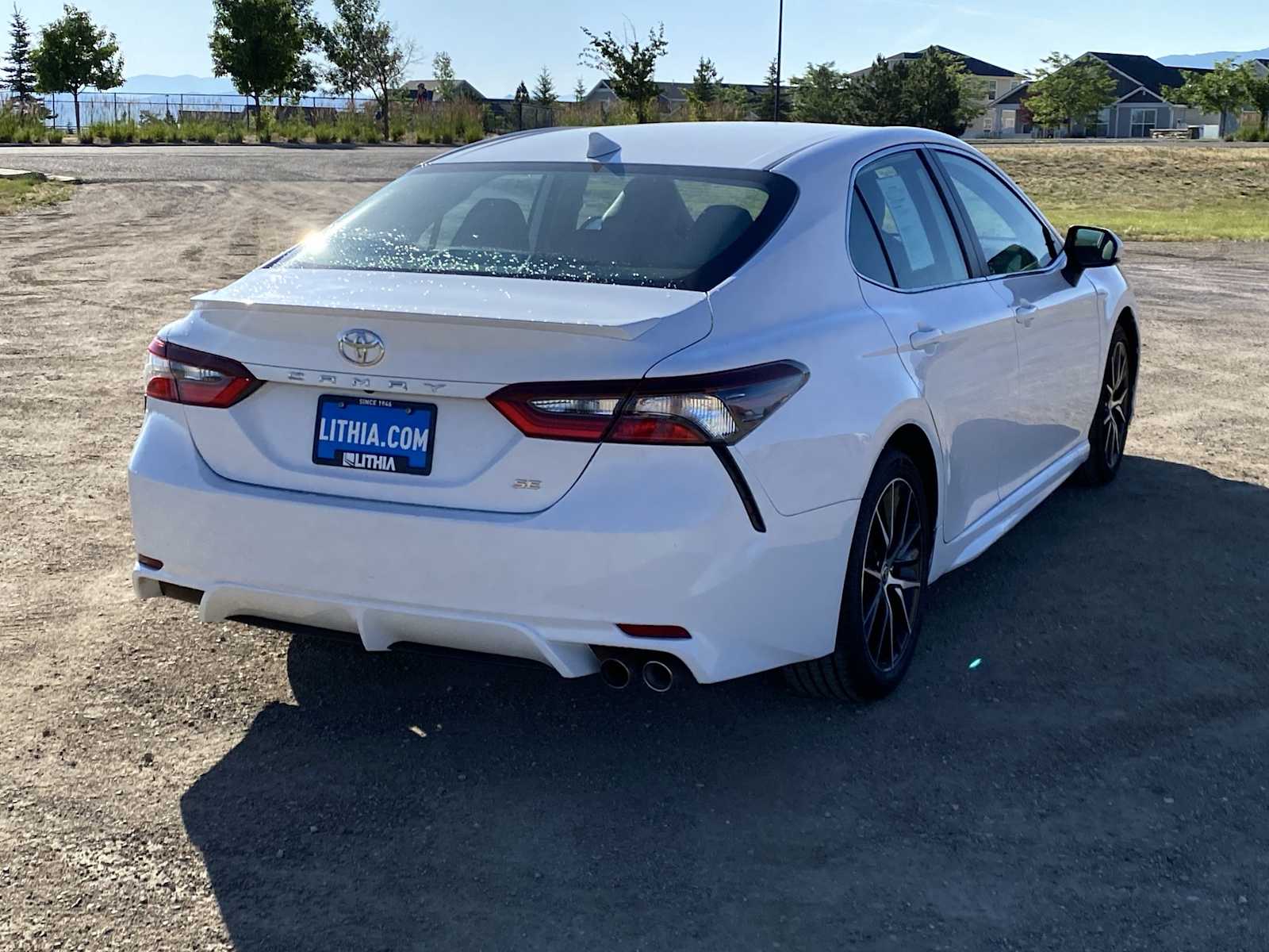 Thumbnail: 2021 Toyota Camry - 12