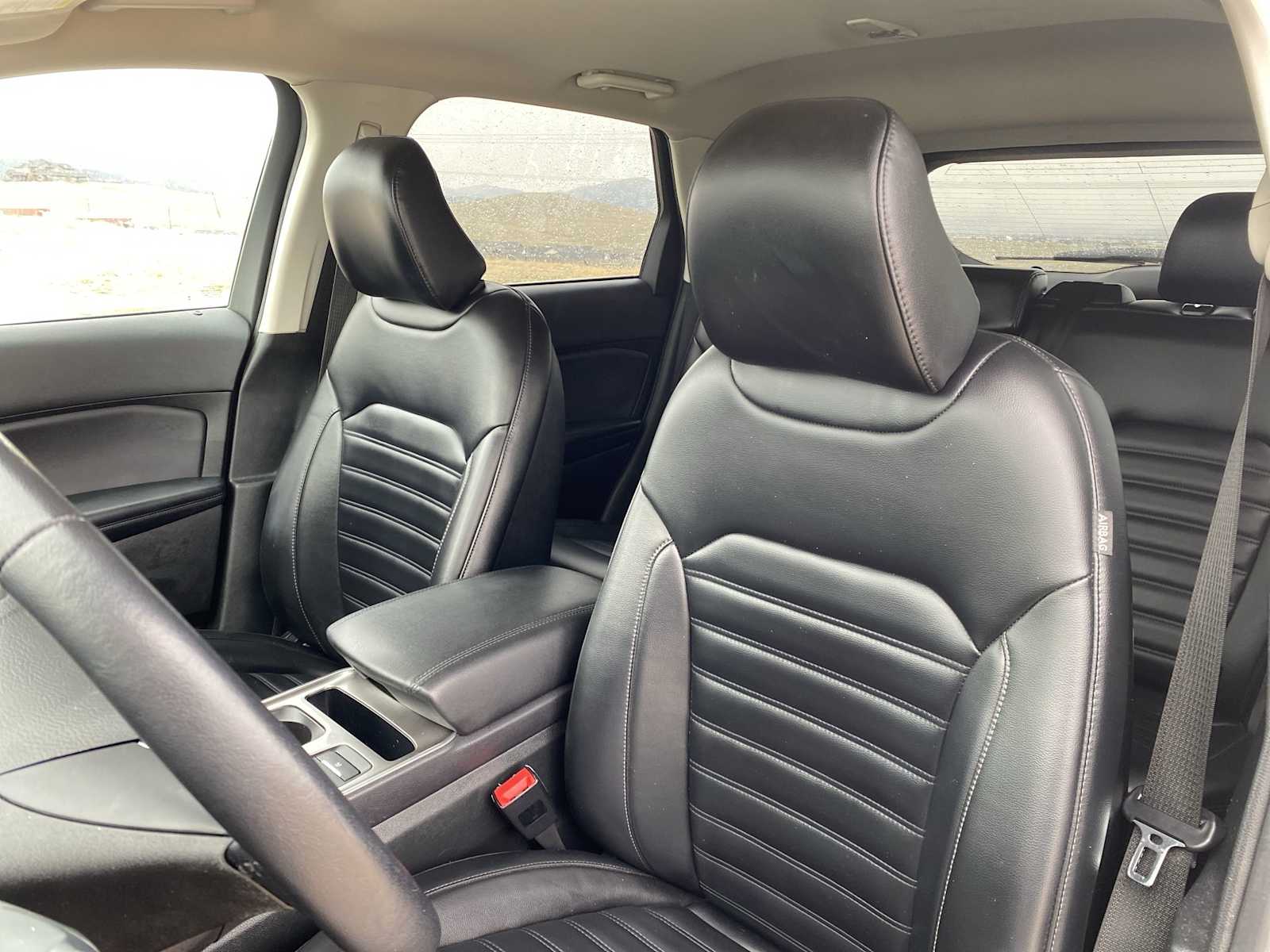 Thumbnail: 2023 Ford Edge - 19