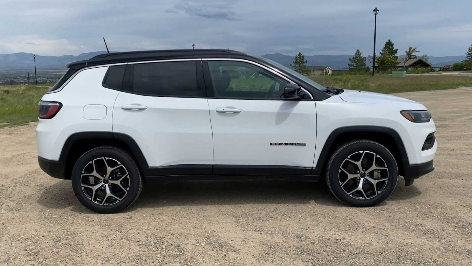 Thumbnail: 2026 Jeep Compass - 9