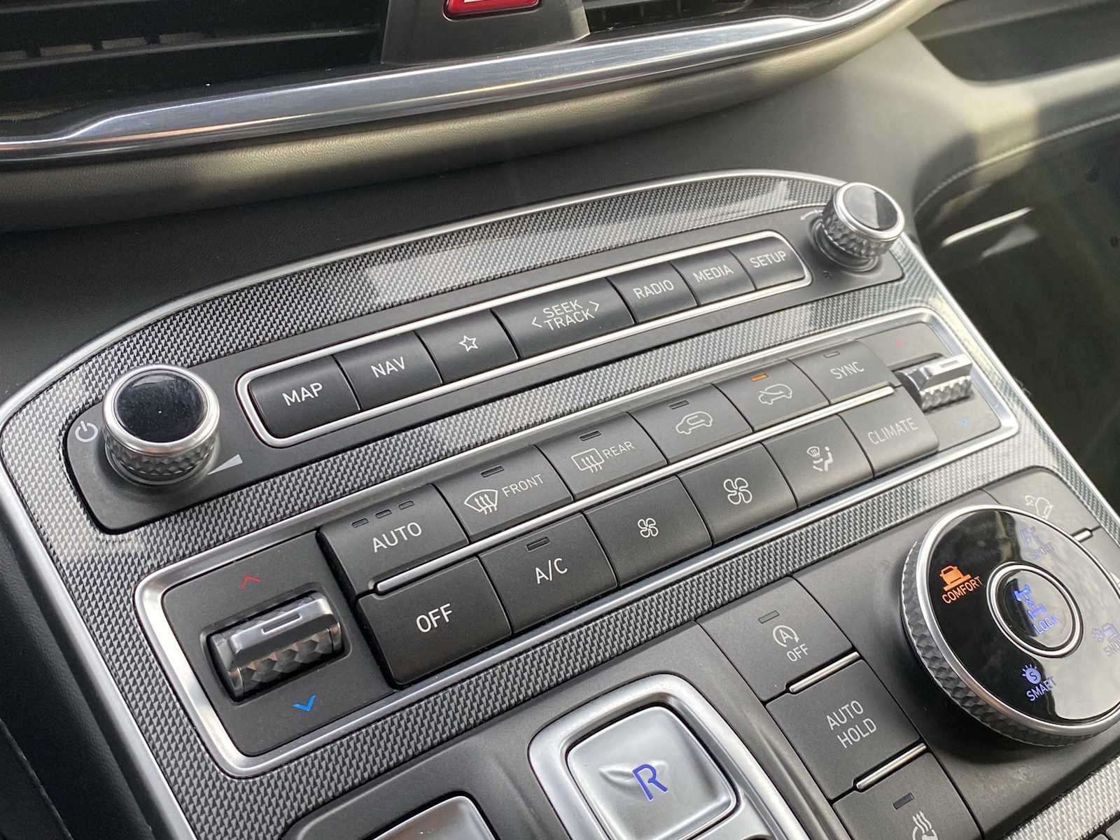 Thumbnail: 2023 Hyundai Santa Fe - 25