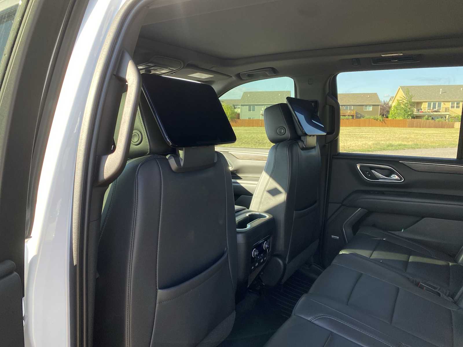 Thumbnail: 2021 Chevrolet Tahoe - 16