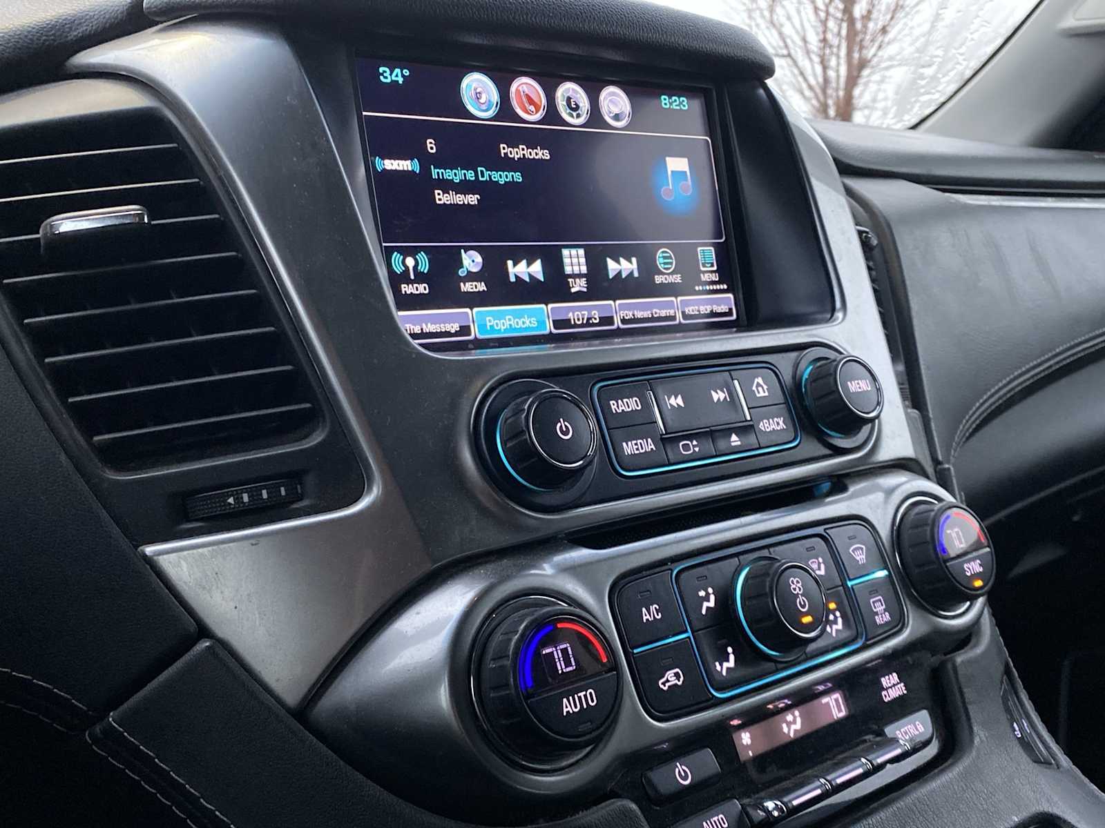 Thumbnail: 2017 Chevrolet Tahoe - 16