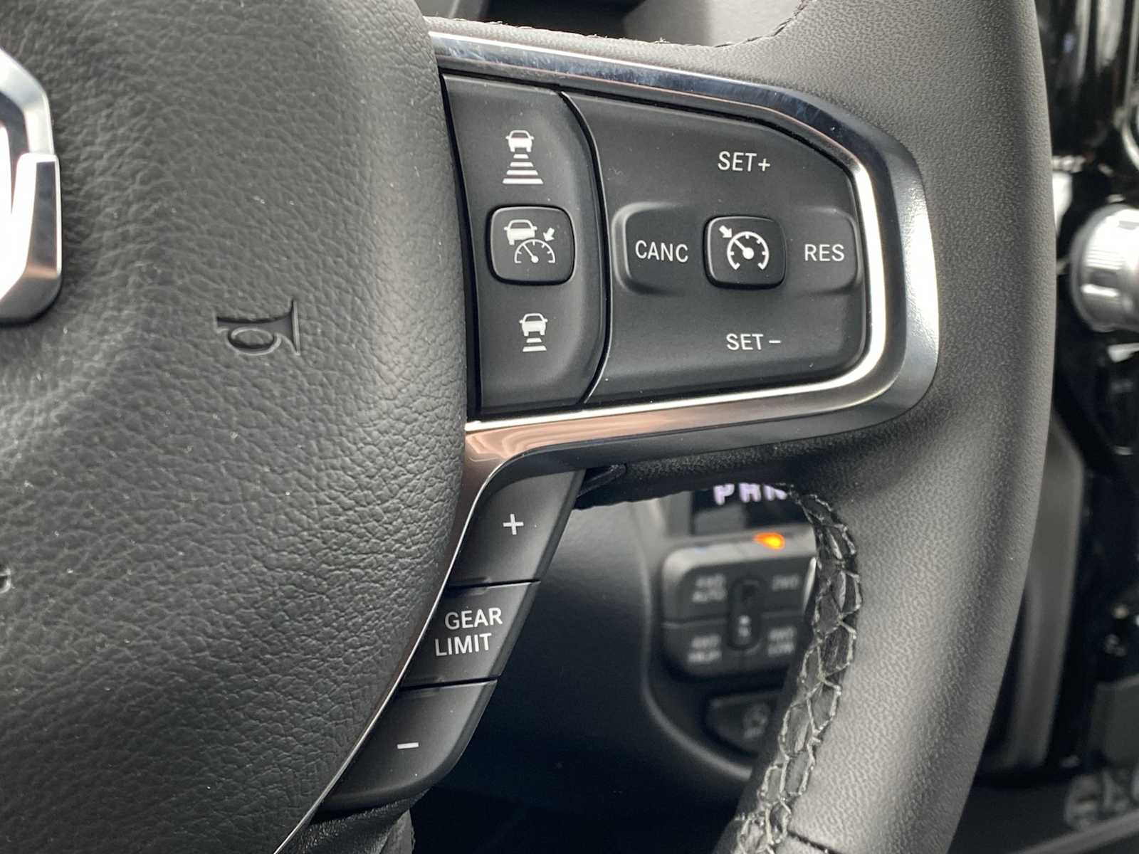 Thumbnail: 2026 RAM 1500 - 33