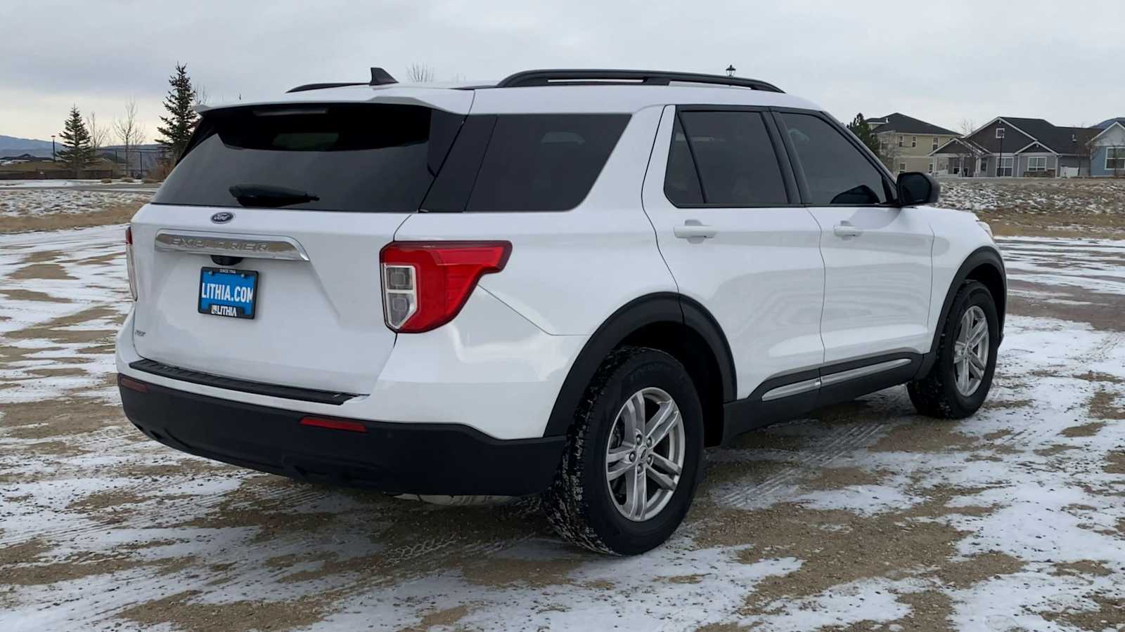 Thumbnail: 2022 Ford Explorer - 8