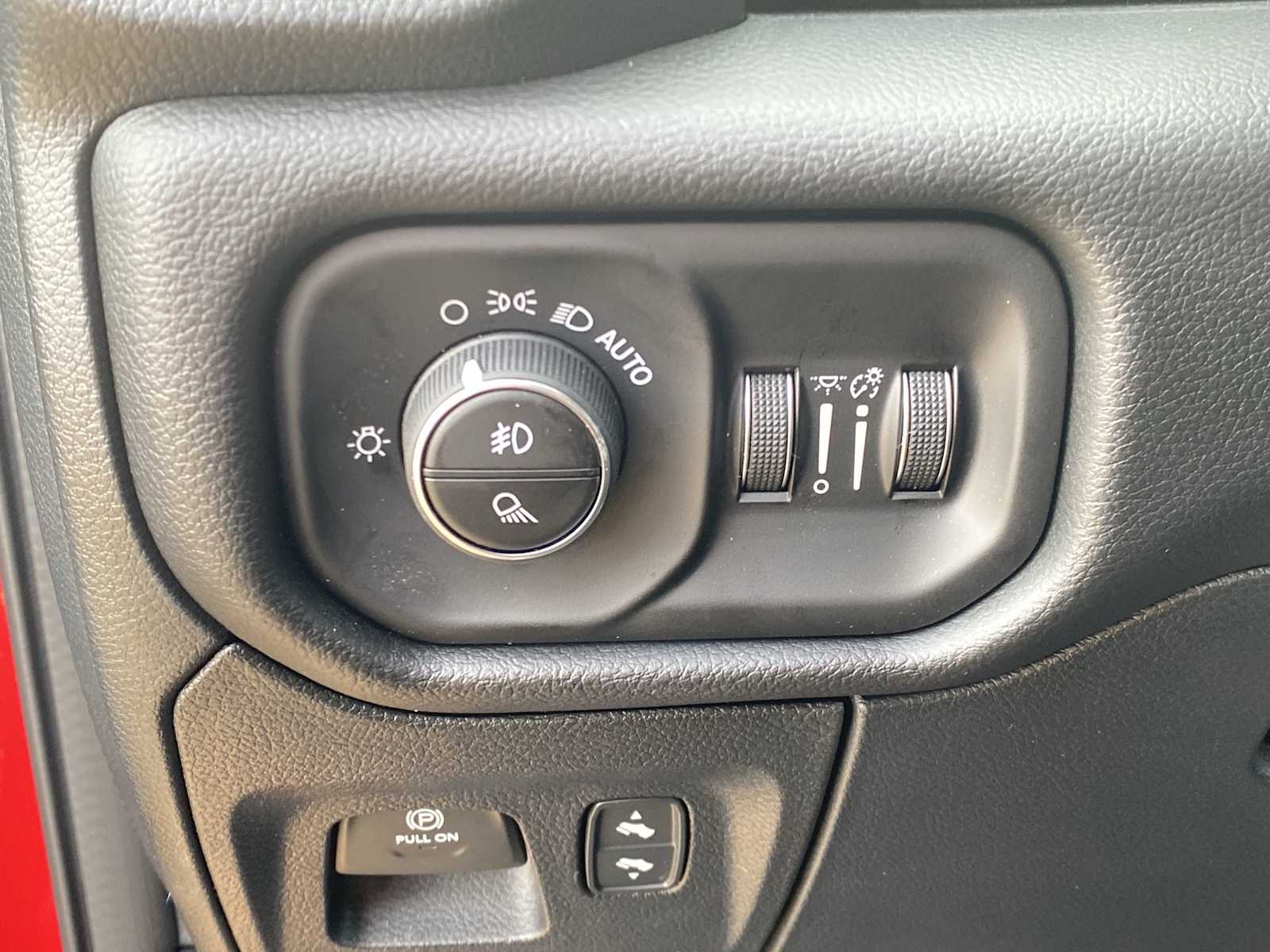 Thumbnail: 2026 RAM 1500 - 22