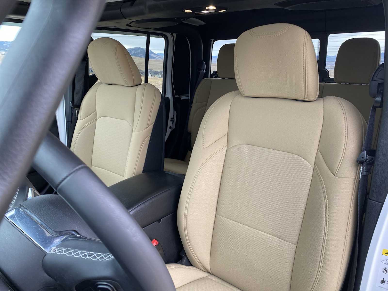 Thumbnail: 2020 Jeep Gladiator - 19