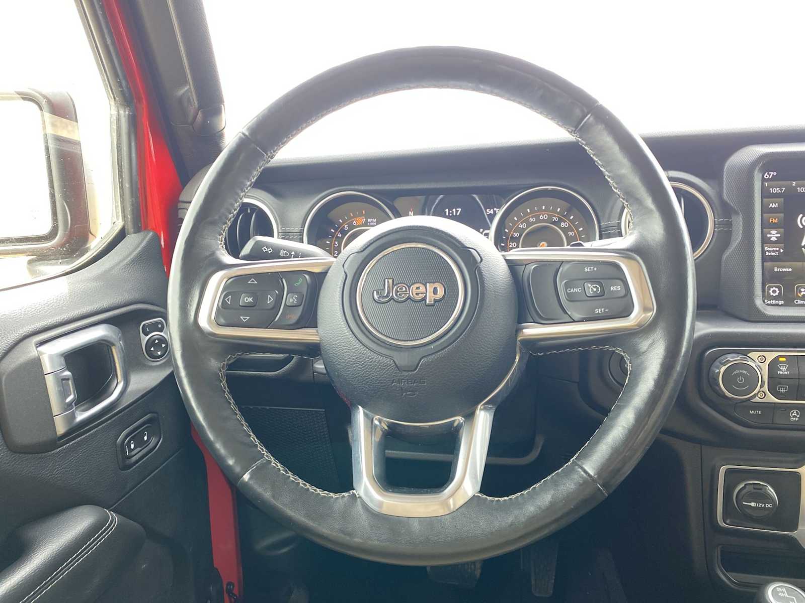 Thumbnail: 2019 Jeep Wrangler - 29